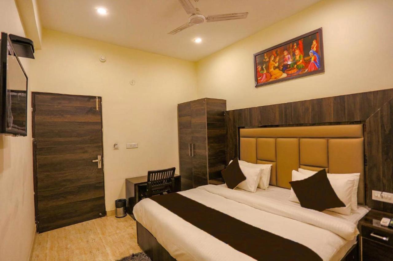 Hotel Swan Near Delhi Airport New Delhi